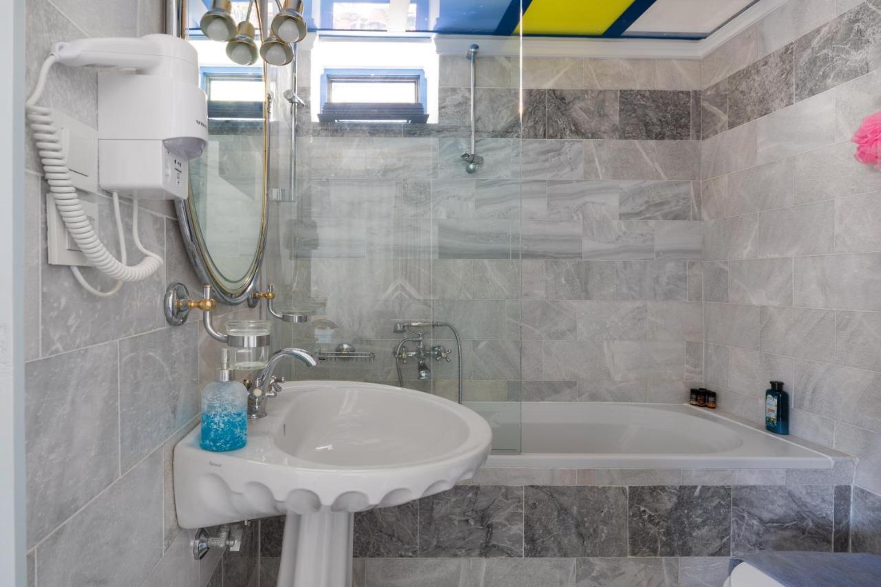 Plori - Molos Apartments Loutro Zewnętrze zdjęcie